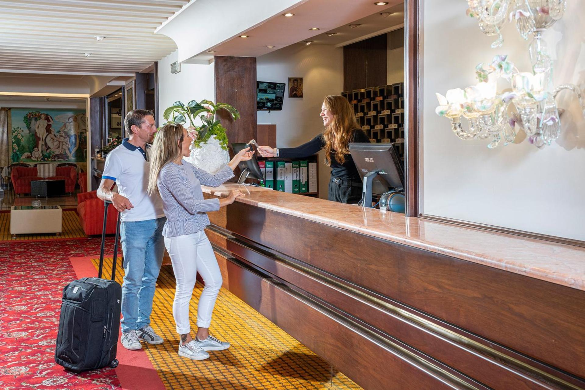 Hotel Terme Olympia Монтегрото Терме Екстериор снимка